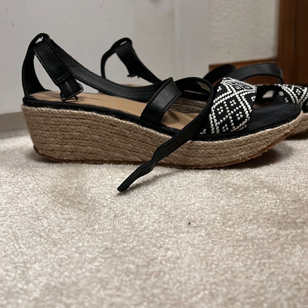 Eddie Bauer Women’s 8 Platform Espadrille Sandals Leather Ankle Strap Black